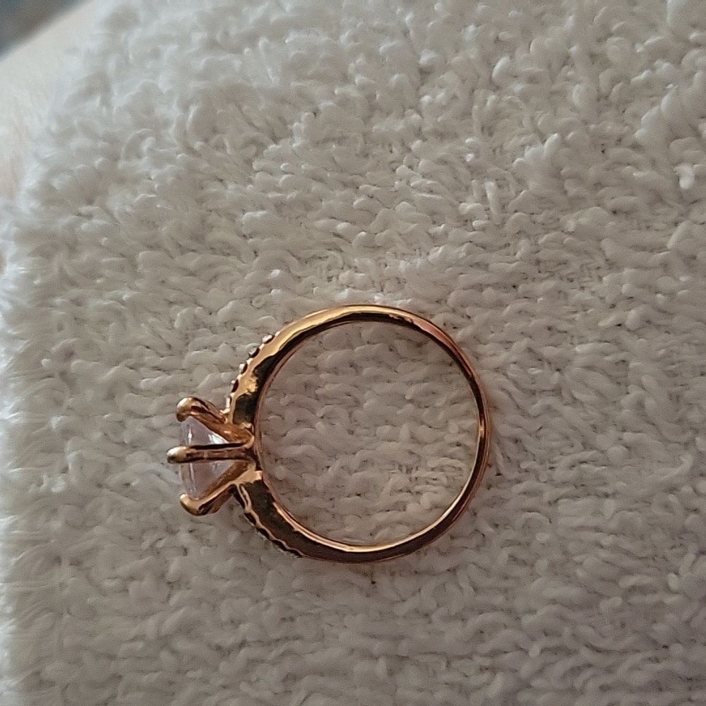 Pretty Ring - image 3